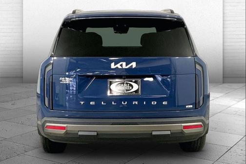 Midnight Lake Blue 2027 Kia Telluride S
