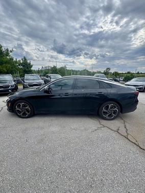 Aurora Black Pearl 2025 Kia K5 GT-Line