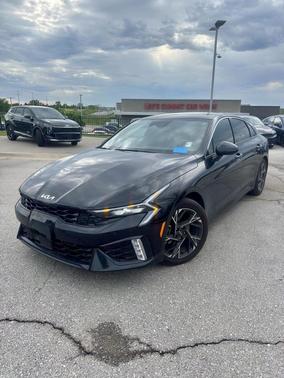 Aurora Black Pearl 2025 Kia K5 GT-Line