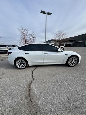 2023 Tesla Model 3 Standard Range