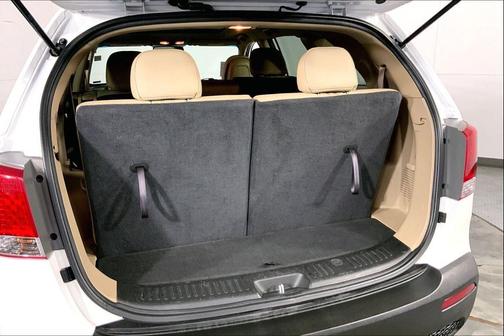 Snow White Pearl 2011 Kia Sorento EX