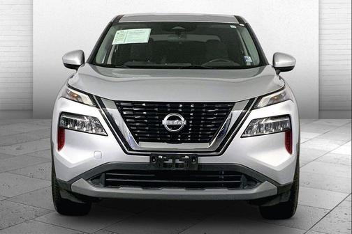 Brilliant Silver Metallic 2023 Nissan Rogue SV