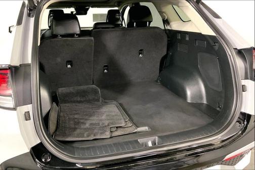 Wolf Gray 2023 Kia Sportage SX