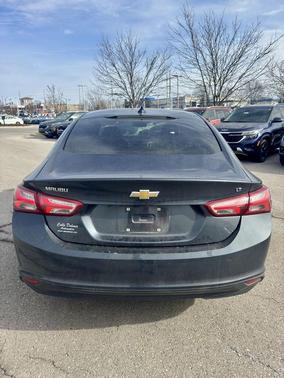 2021 Chevrolet Malibu FWD LT