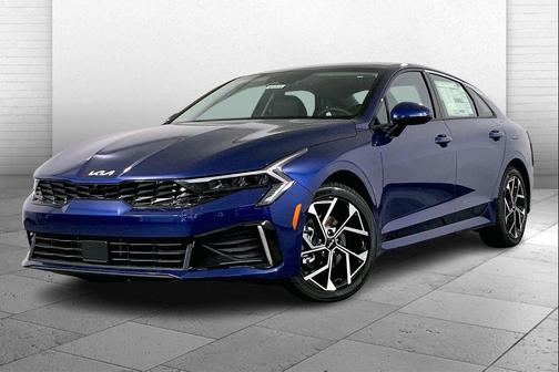 2025 Kia K5 EX