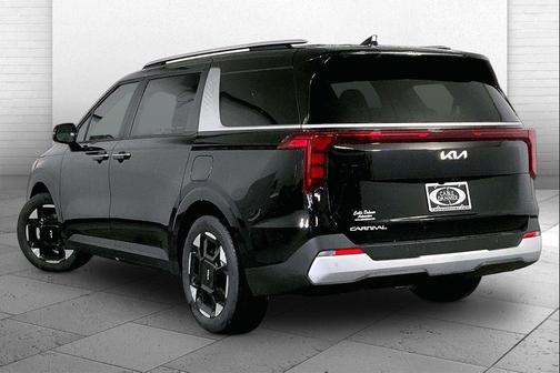 Aurora Black Pearl 2026 Kia Carnival EX