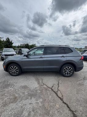 Platinum Gray Metallic 2021 Volkswagen Tiguan 2.0T S