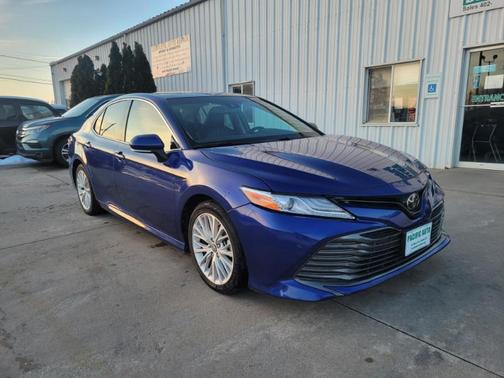 2018 Toyota Camry XLE