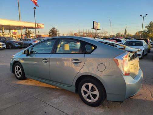 2015 Toyota Prius Two