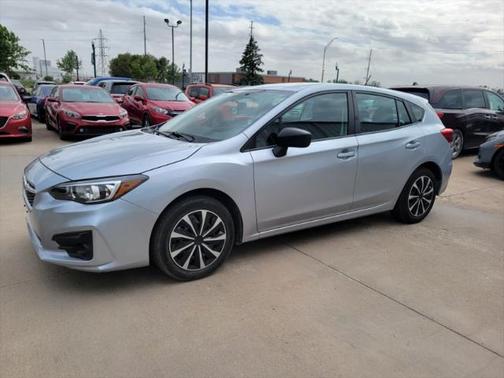 2019 Subaru Impreza 2.0i