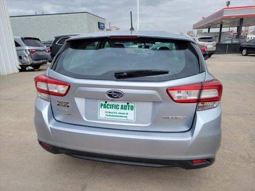 2019 Subaru Impreza 2.0i