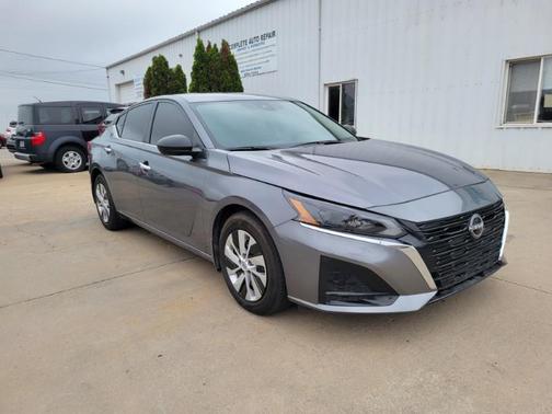 2024 Nissan Altima S FWD