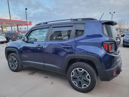 2017 Jeep Renegade Trailhawk
