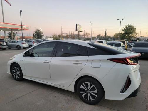 2019 Toyota Prius Prime Plus
