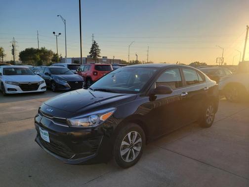 2022 Kia Rio S
