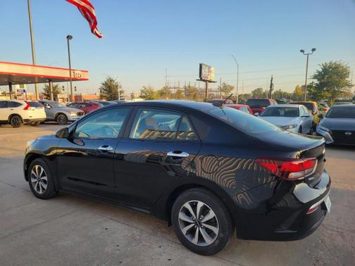 2022 Kia Rio S