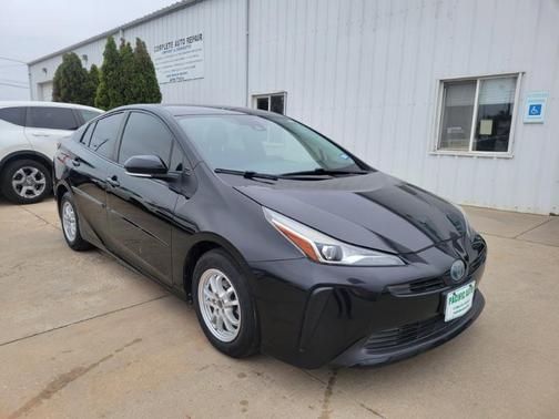 2019 Toyota Prius L