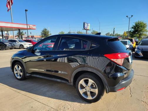 2017 Honda HR-V EX