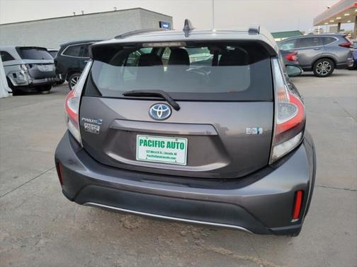 2018 Toyota Prius c Two