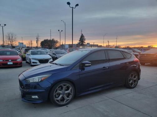 2016 Ford Focus ST 