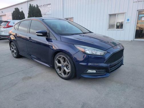 2016 Ford Focus ST 