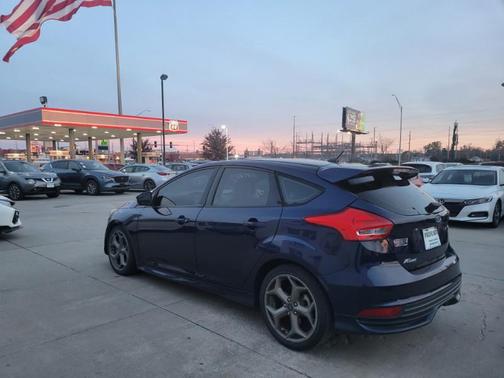2016 Ford Focus ST 