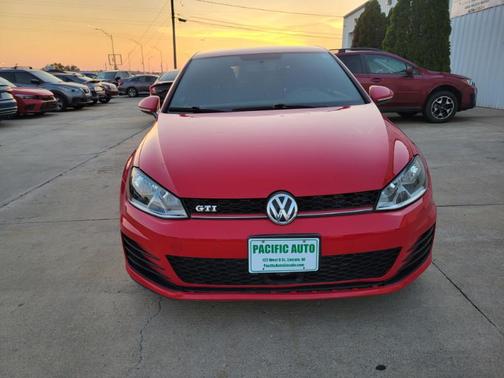 2015 Volkswagen Golf GTI 2.0T S 4-Door