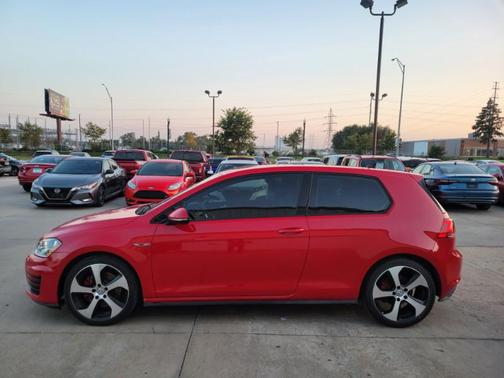 2015 Volkswagen Golf GTI 2.0T S 4-Door