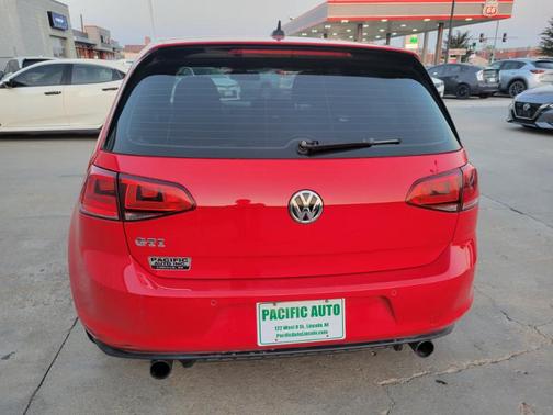 2015 Volkswagen Golf GTI 2.0T S 4-Door