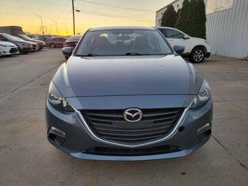 2016 Mazda Mazda3 i Sport