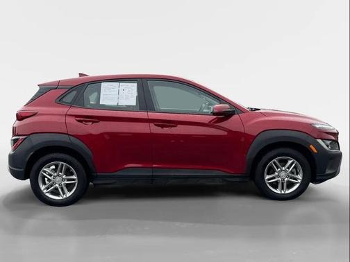 Ultimate Red 2023 Hyundai KONA SE