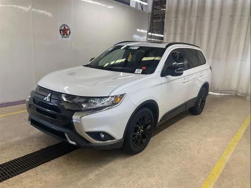 2019 Mitsubishi Outlander LE