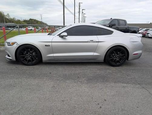 2017 Ford Mustang GT Premium