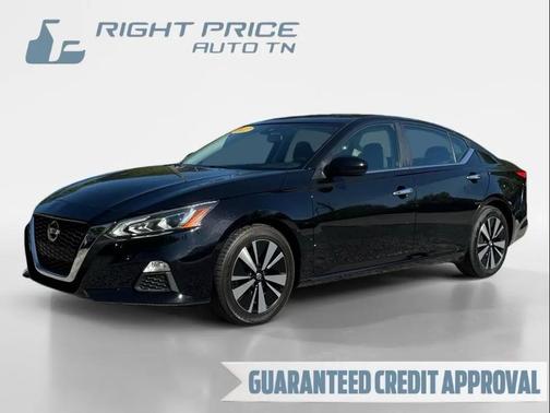 Super Black 2022 Nissan Altima 2.5 SV