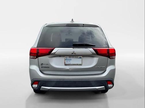 2018 Mitsubishi Outlander ES