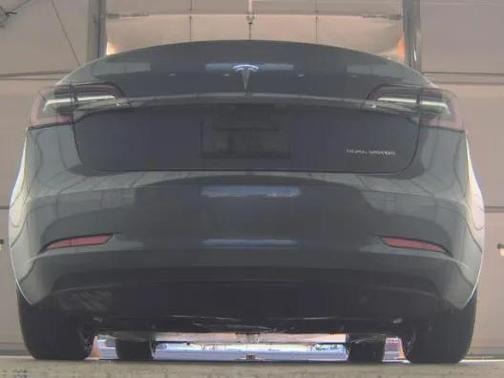 Gray 2019 Tesla Model 3 Long Range