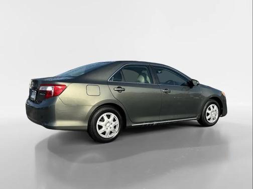 2013 Toyota Camry LE