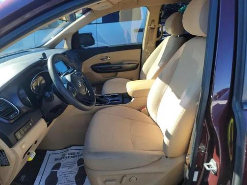 2020 Kia Sedona LX