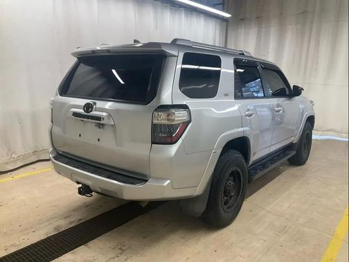 2017 Toyota 4Runner SR5