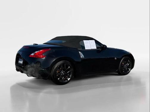 2016 Nissan 370Z Base