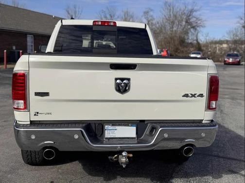 2017 RAM 1500 Laramie