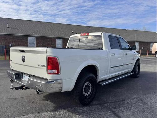 2017 RAM 1500 Laramie