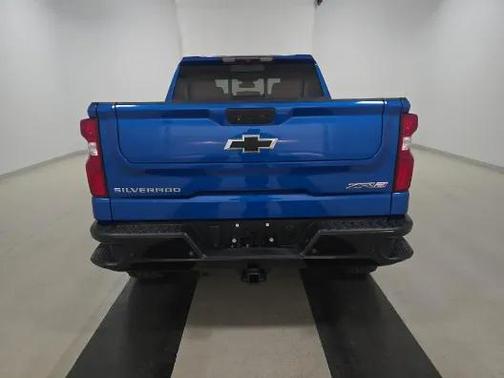 Glacier Blue Metallic 2022 Chevrolet Silverado 1500 ZR2
