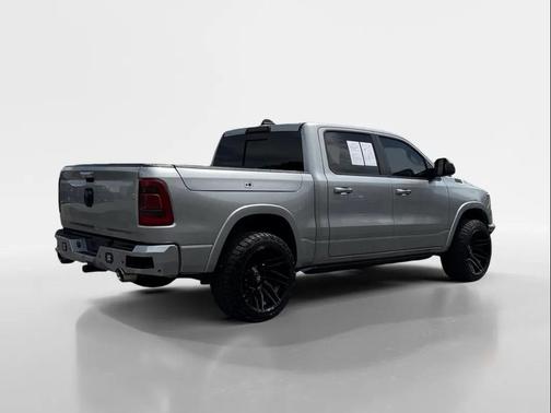 Billet Silver Metallic Clearcoat 2019 RAM 1500 Laramie