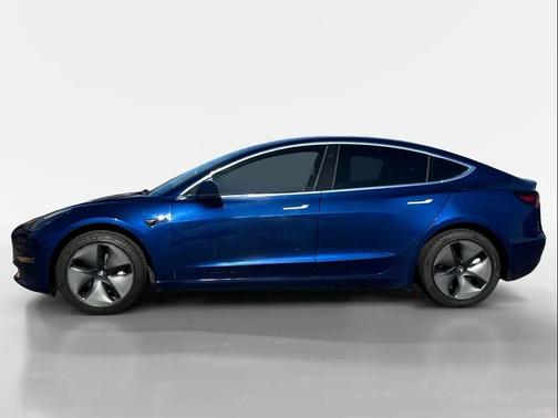 2019 Tesla Model 3 Standard Range