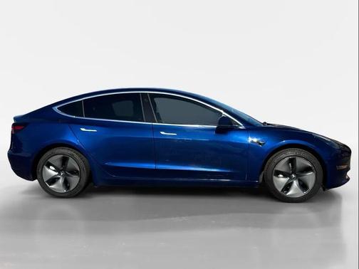 2019 Tesla Model 3 Standard Range