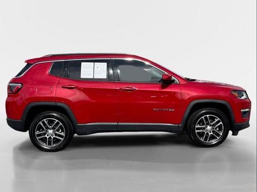 2017 Jeep New Compass Latitude