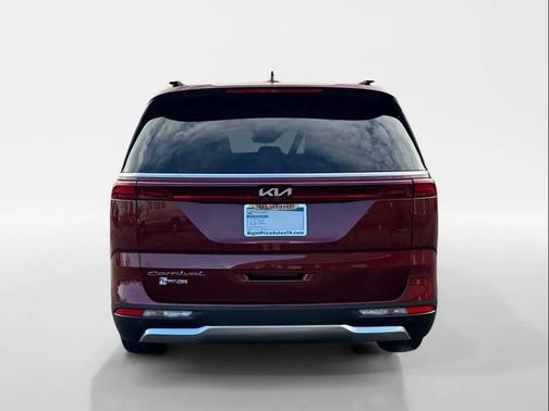 2022 Kia Carnival SX