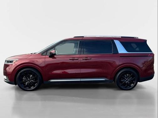 2022 Kia Carnival SX