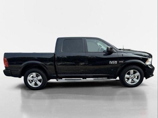 2015 RAM 1500 Tradesman/Express